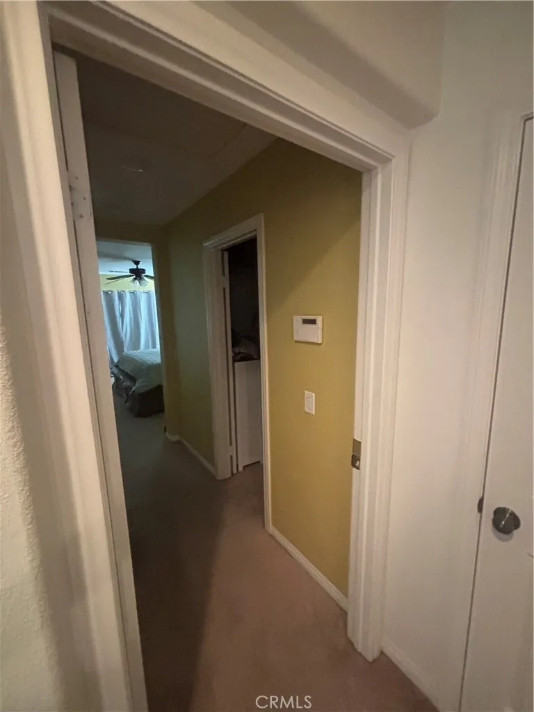 1064 Queen Annes Lane, Beaumont, California 92223 home-pic-39