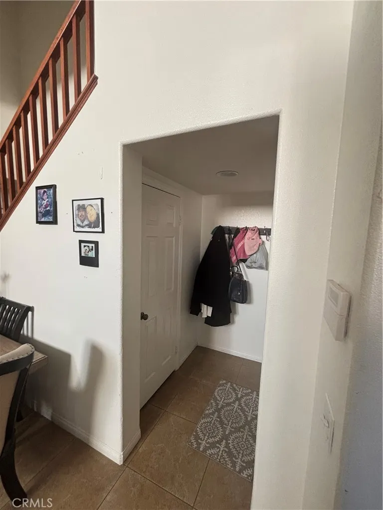 1064 Queen Annes Lane, Beaumont, California 92223 home-pic-7