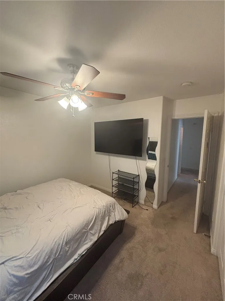 1064 Queen Annes Lane, Beaumont, California 92223 home-pic-36