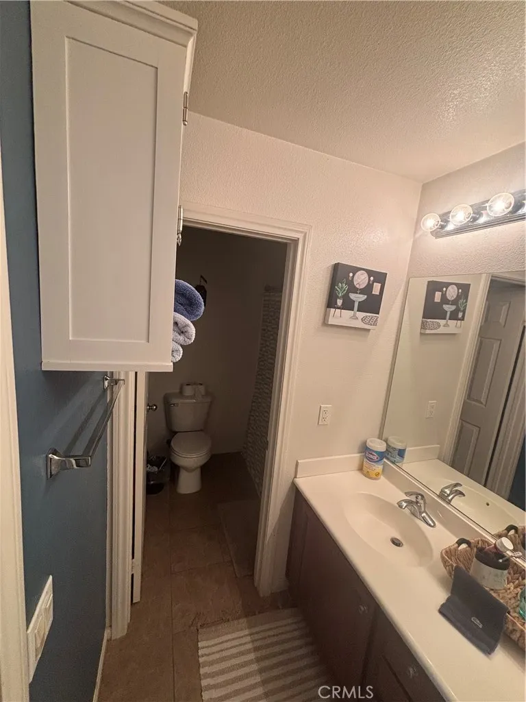 1064 Queen Annes Lane, Beaumont, California 92223 home-pic-29