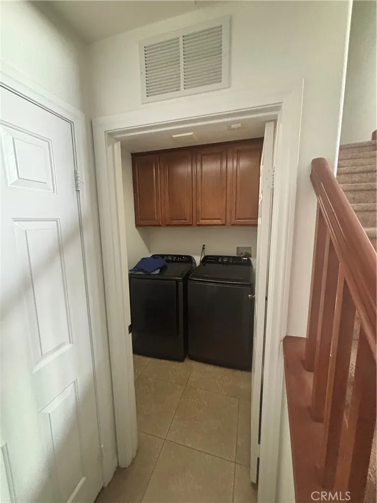 1064 Queen Annes Lane, Beaumont, California 92223 home-pic-24