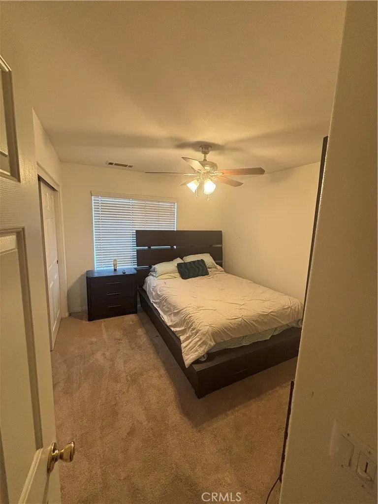 1064 Queen Annes Lane, Beaumont, California 92223 home-pic-35