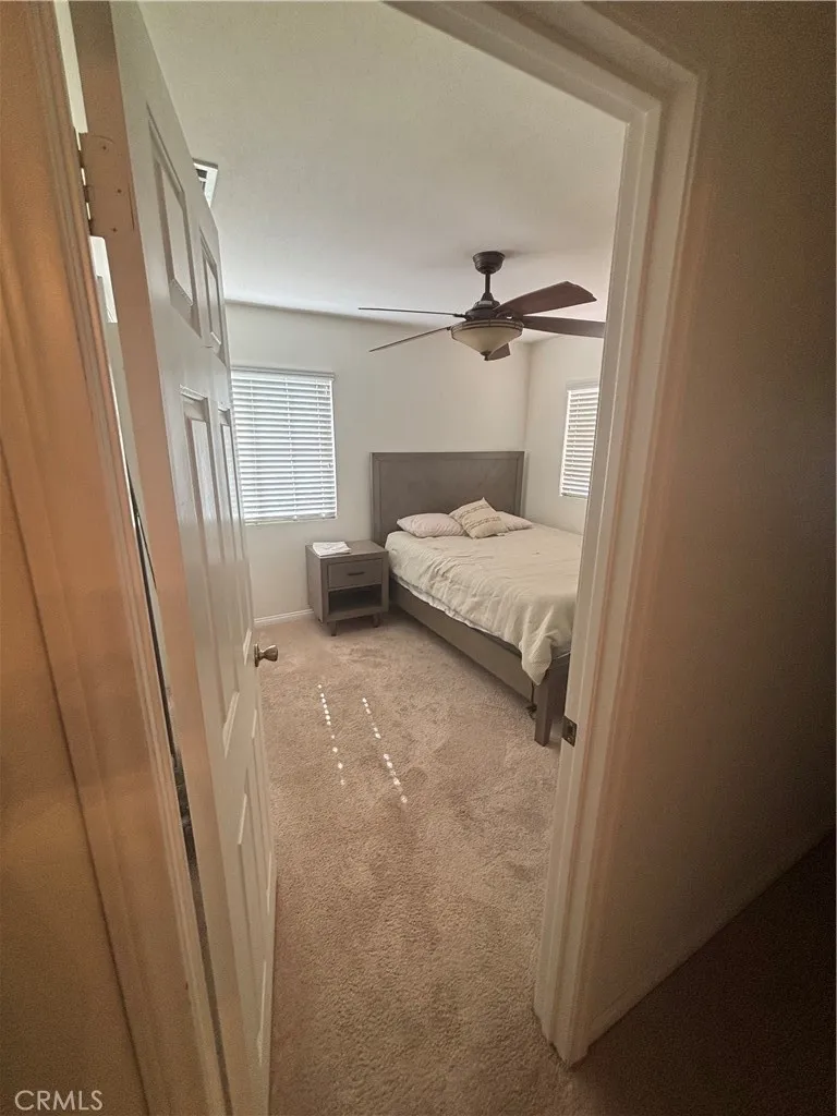 1064 Queen Annes Lane, Beaumont, California 92223 home-pic-31
