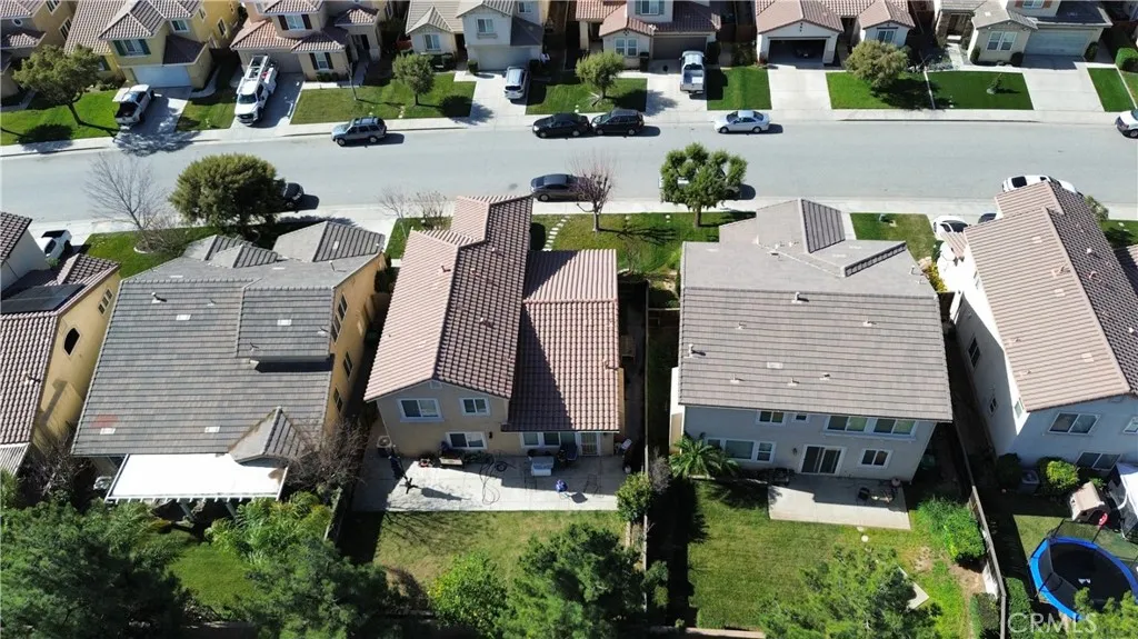 1064 Queen Annes Lane, Beaumont, California 92223 home-pic-64