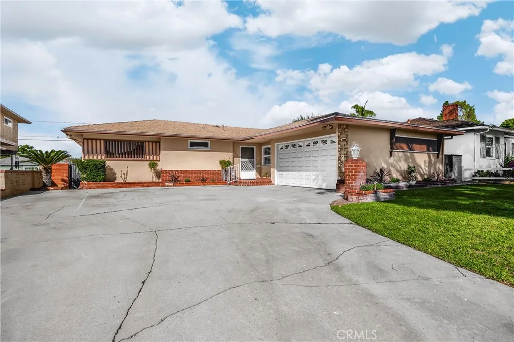 5433 Mesagrove, Whittier, California 90601 home-pic-1