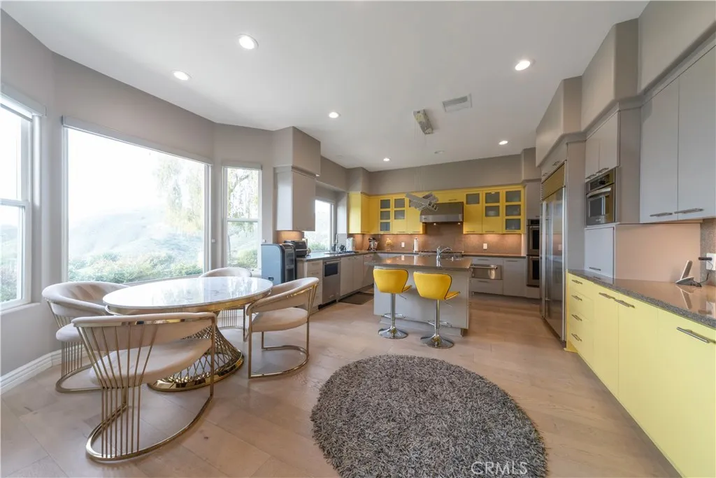 3339 Paseo Del Sol, Calabasas, California 91302 home-pic-20
