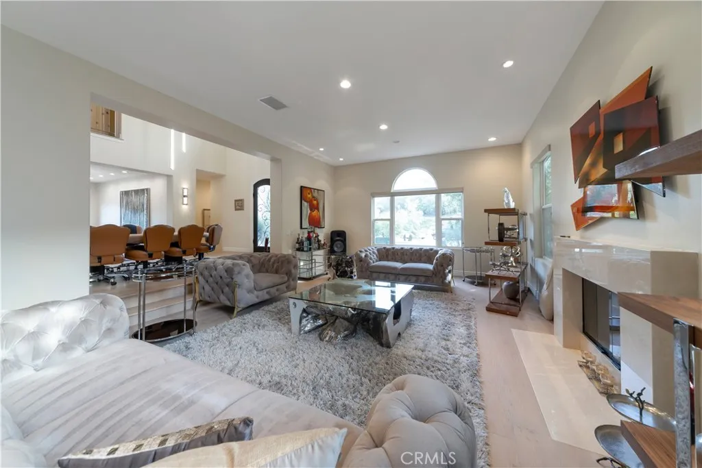 3339 Paseo Del Sol, Calabasas, California 91302 home-pic-5