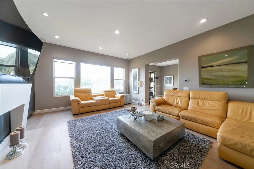3339 Paseo Del Sol, Calabasas, California 91302 home-pic-25