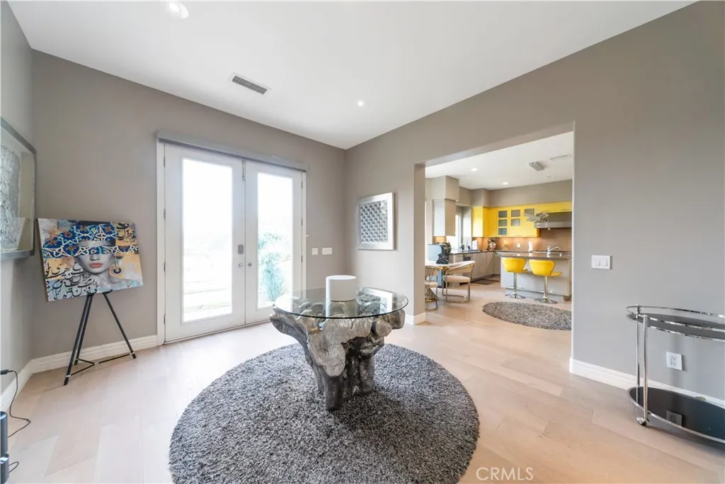 3339 Paseo Del Sol, Calabasas, California 91302 home-pic-7