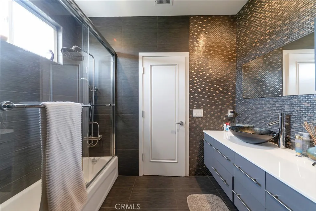 3339 Paseo Del Sol, Calabasas, California 91302 home-pic-16