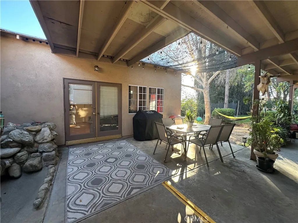 12644 Oaks Avenue, Chino, California 91710 home-pic-28