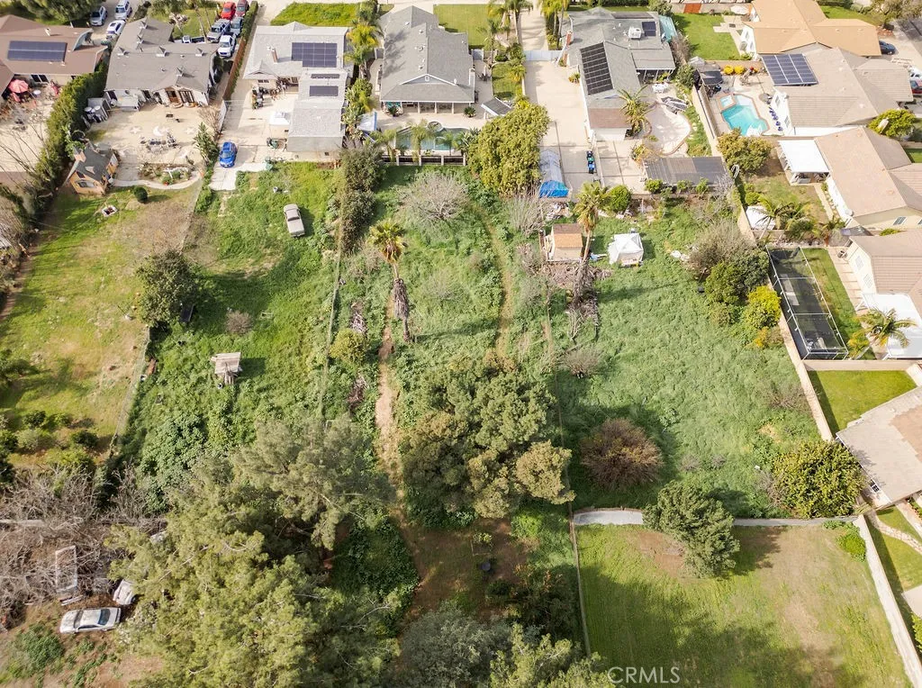 12644 Oaks Avenue, Chino, California 91710 home-pic-40