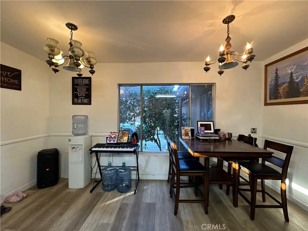 12644 Oaks Avenue, Chino, California 91710 home-pic-27