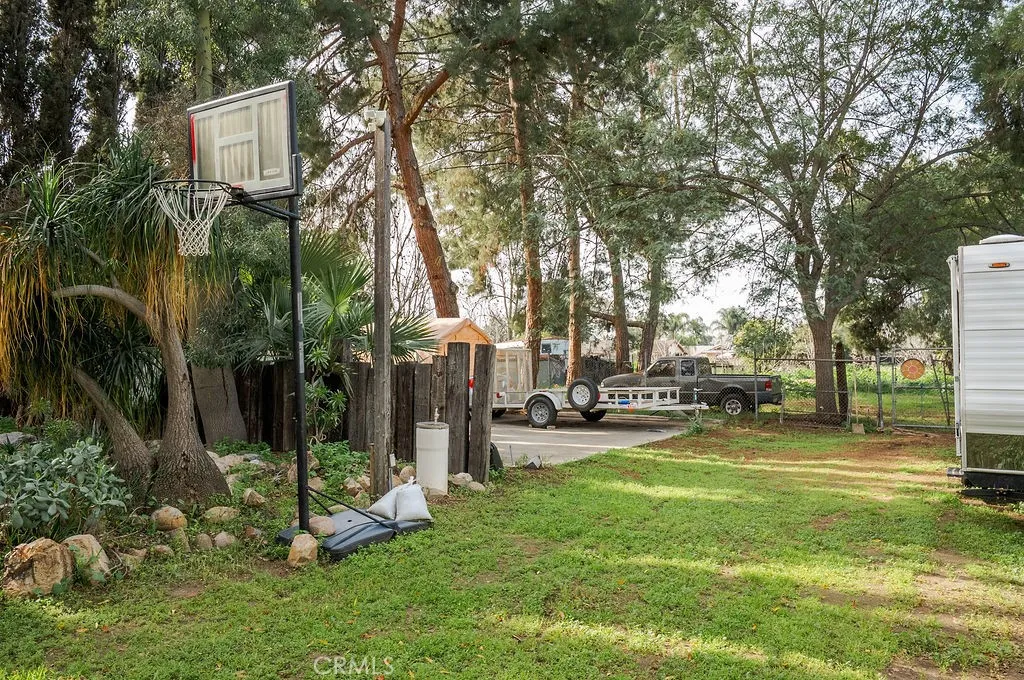 12644 Oaks Avenue, Chino, California 91710 home-pic-8