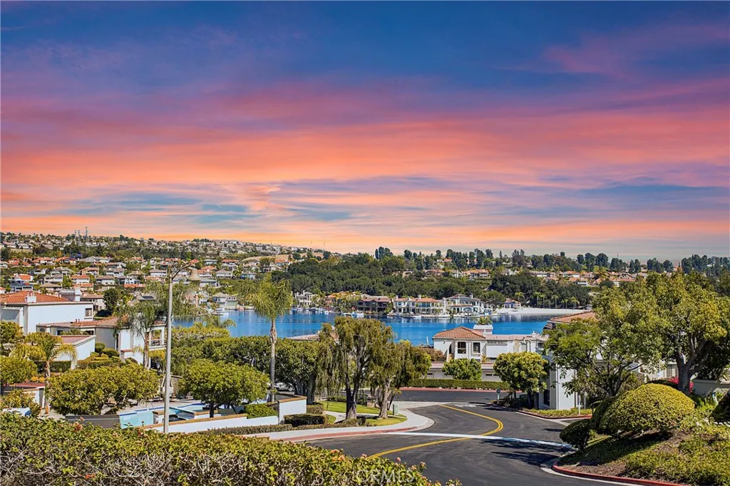 27792 Soller, Mission Viejo, California 92692 home-pic-1