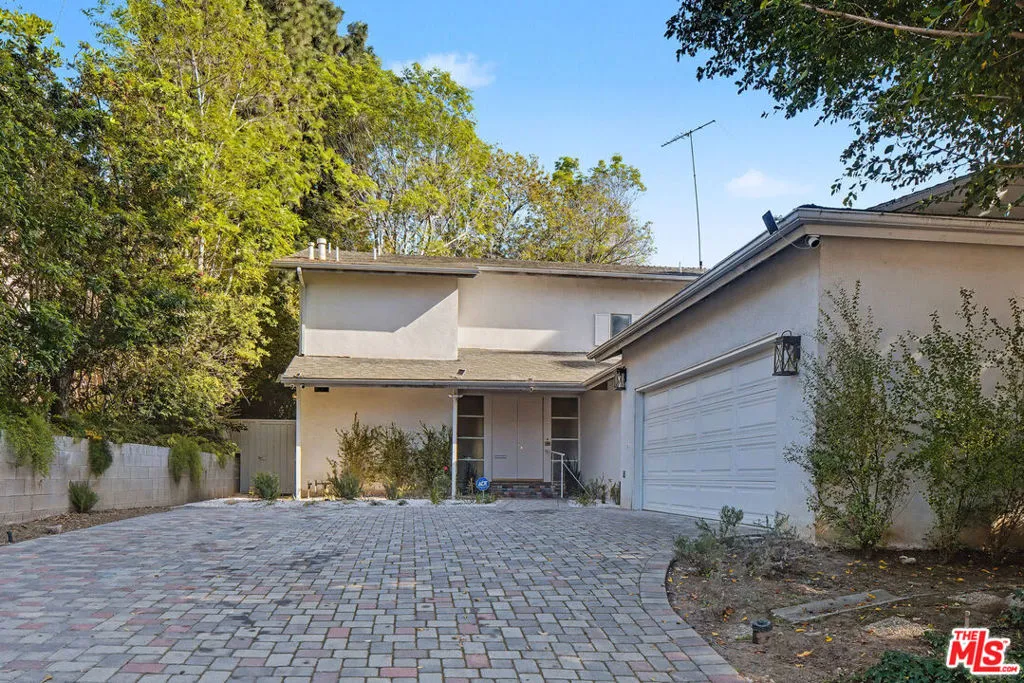 2612 S Beverly Drive, Los Angeles, California 90034 home-pic-2