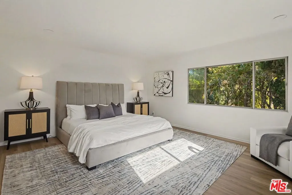 2612 S Beverly Drive, Los Angeles, California 90034 home-pic-17