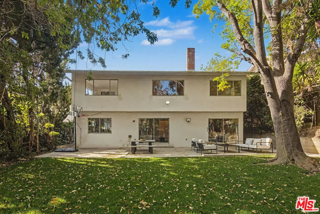 2612 S Beverly Drive, Los Angeles, California 90034 home-pic-25