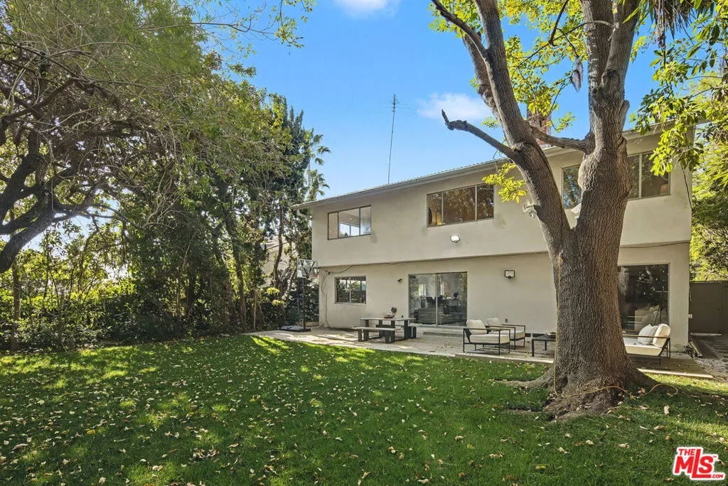 2612 S Beverly Drive, Los Angeles, California 90034 home-pic-26