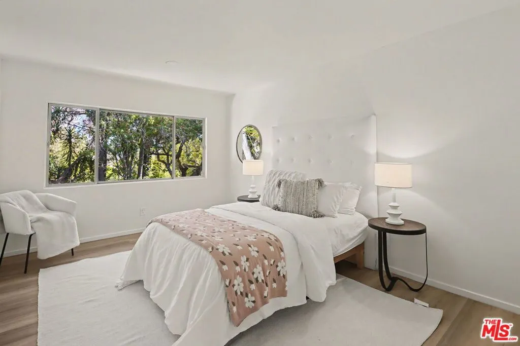 2612 S Beverly Drive, Los Angeles, California 90034 home-pic-20