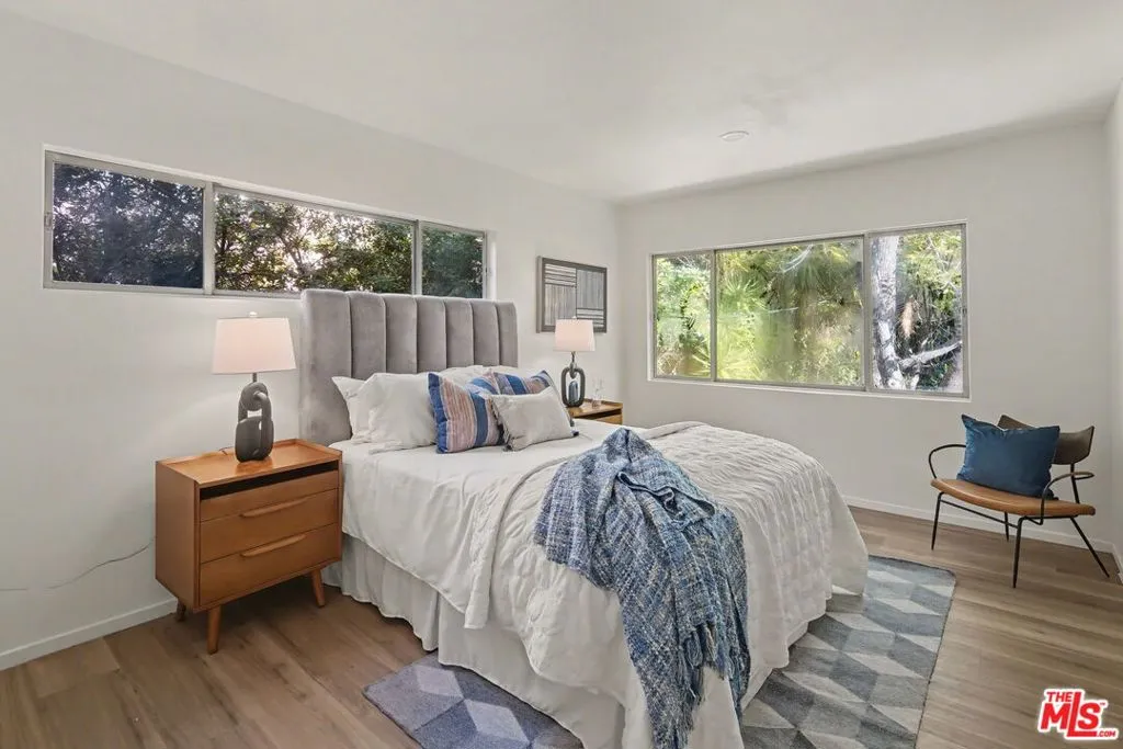 2612 S Beverly Drive, Los Angeles, California 90034 home-pic-22