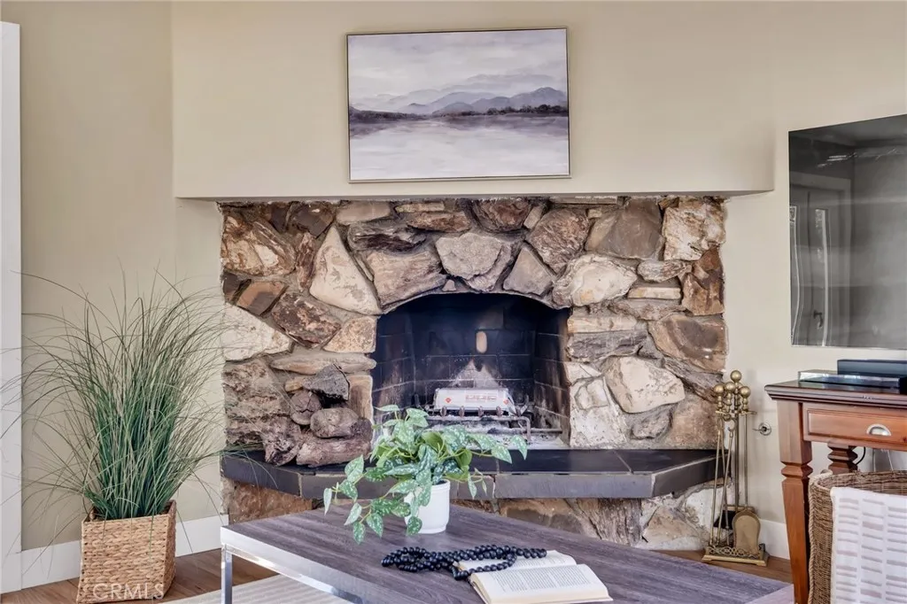 112 S Hacienda, Glendora, California 91741 home-pic-13