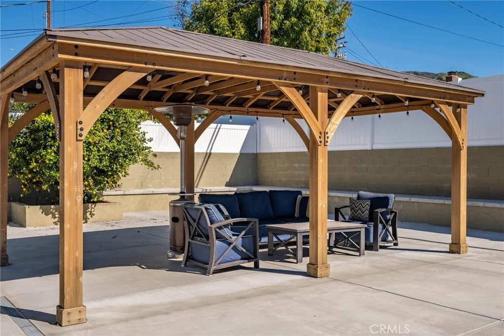 112 S Hacienda, Glendora, California 91741 home-pic-23