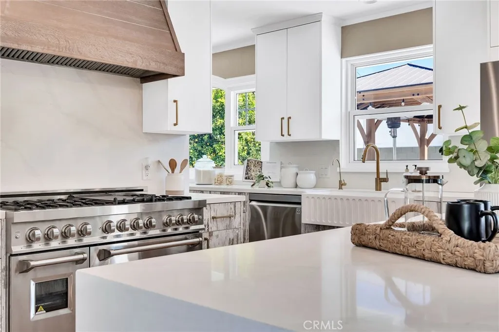 112 S Hacienda, Glendora, California 91741 home-pic-8
