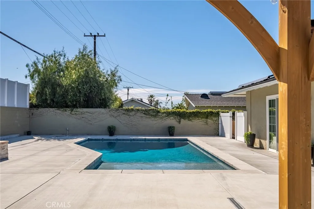 112 S Hacienda, Glendora, California 91741 home-pic-22