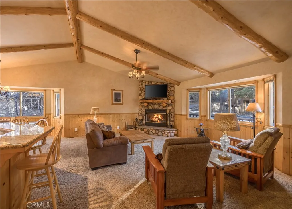 200 Muroc, Big Bear City, California 92314 home-pic-6
