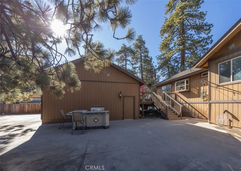 200 Muroc, Big Bear City, California 92314 home-pic-29