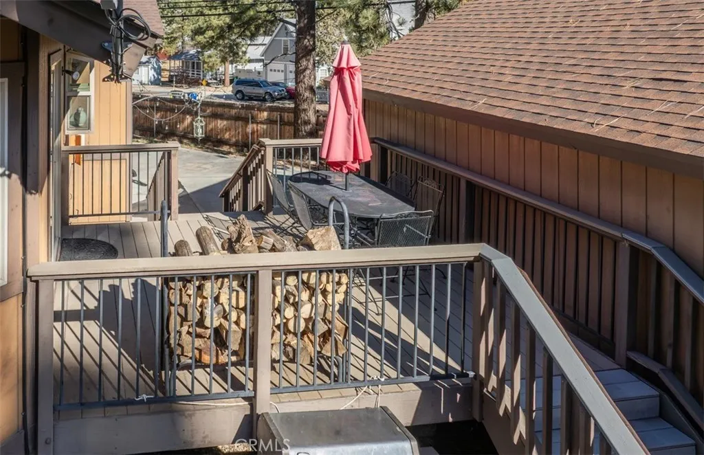 200 Muroc, Big Bear City, California 92314 home-pic-27