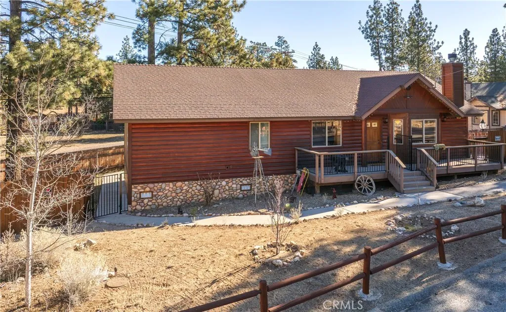 200 Muroc, Big Bear City, California 92314 home-pic-3