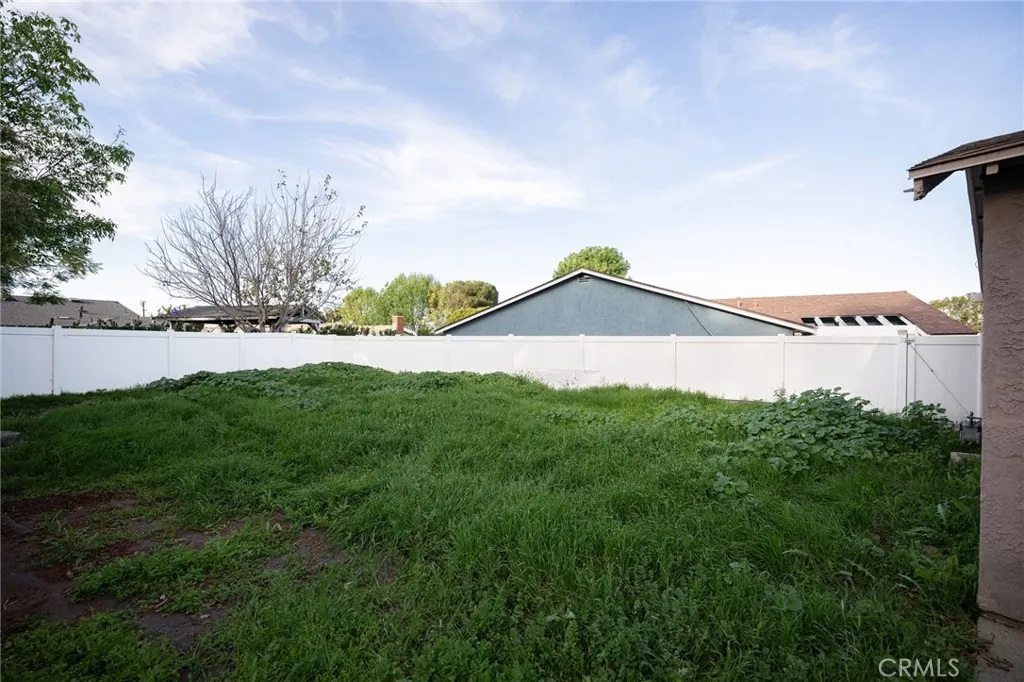 1194 Willits Drive, Corona, California 92882 home-pic-15