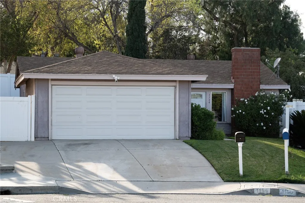 1194 Willits Drive, Corona, California 92882 home-pic-2