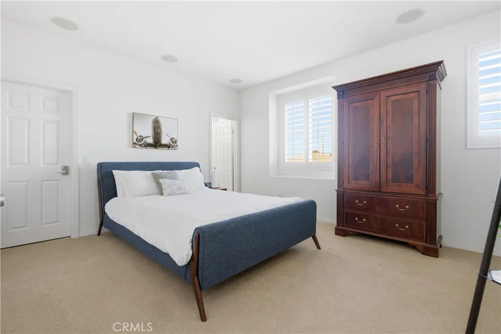 40741 Oakmont Court, Palmdale, California 93551 home-pic-12
