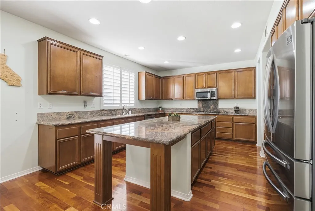 40741 Oakmont Court, Palmdale, California 93551 home-pic-27