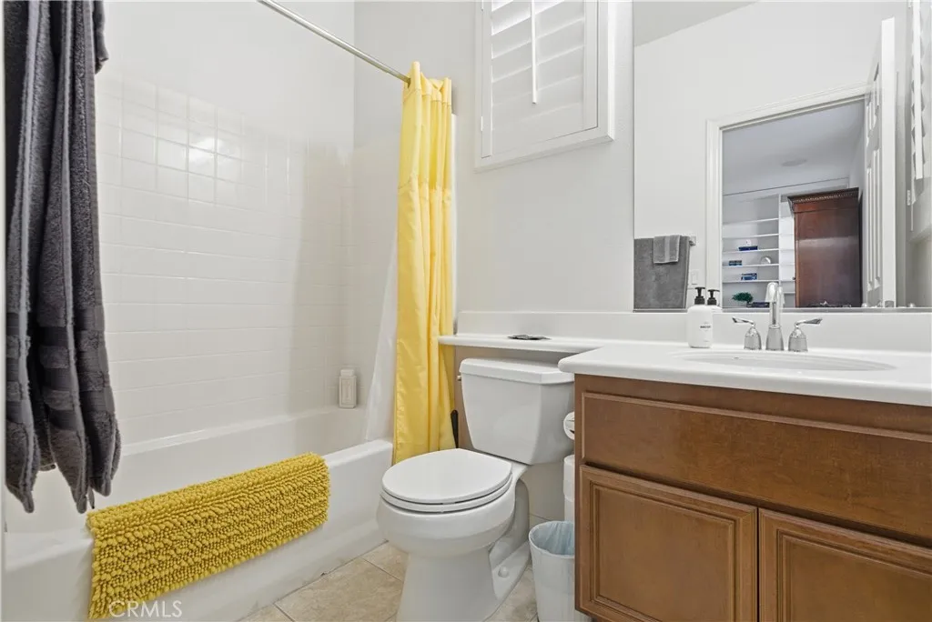 40741 Oakmont Court, Palmdale, California 93551 home-pic-17