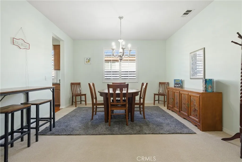 40741 Oakmont Court, Palmdale, California 93551 home-pic-24