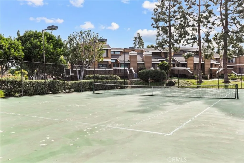 8520 Lake Knoll C, Garden Grove, California 92844 home-pic-28