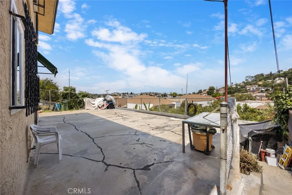 1258 N Ditman, Los Angeles, California 90063 home-pic-8
