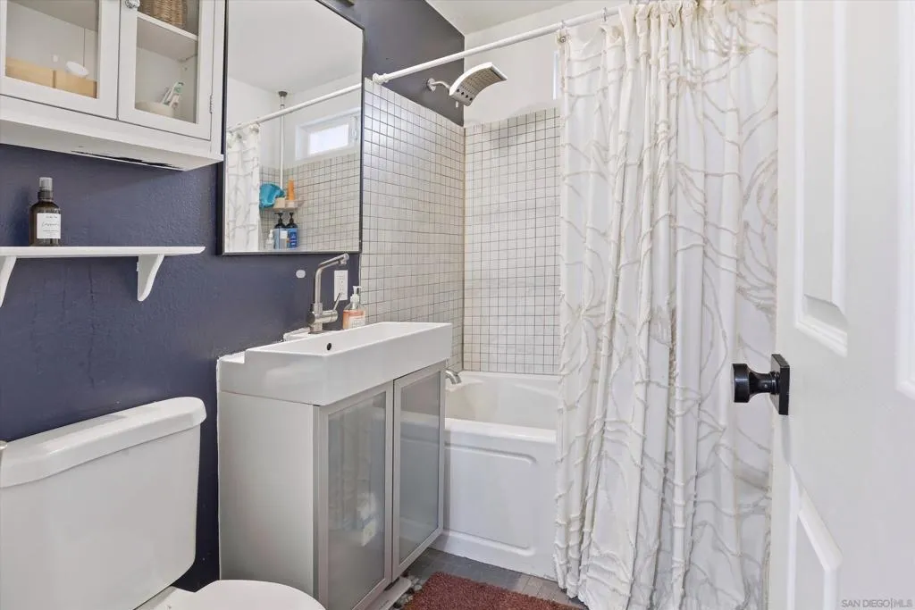 520 N Cuyamaca St, El Cajon, California 92020 home-pic-16