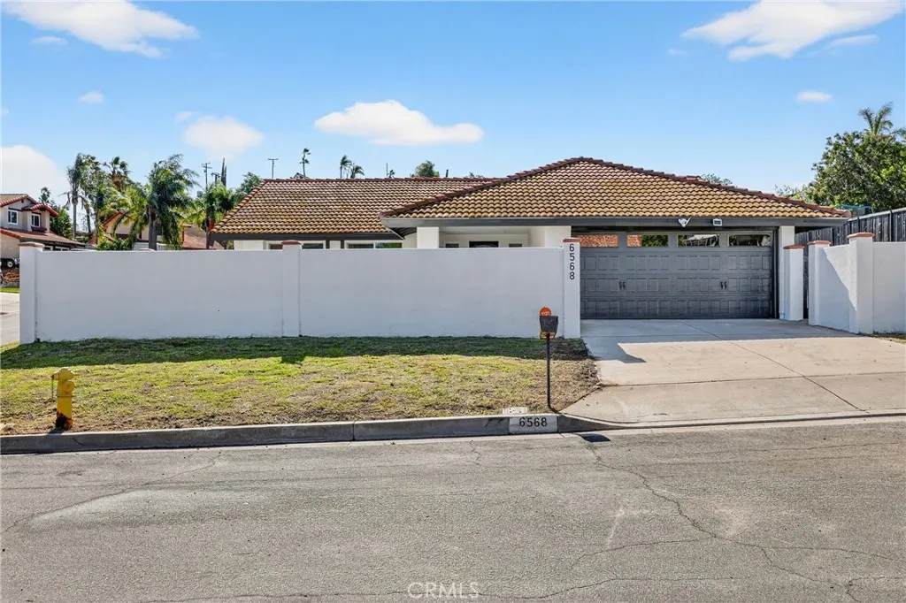 6568 Avenida Mariposa, Jurupa Valley, California 92509 home-pic-53