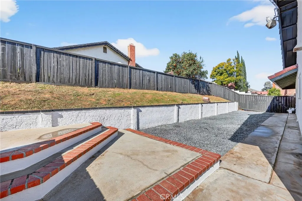 6568 Avenida Mariposa, Jurupa Valley, California 92509 home-pic-46