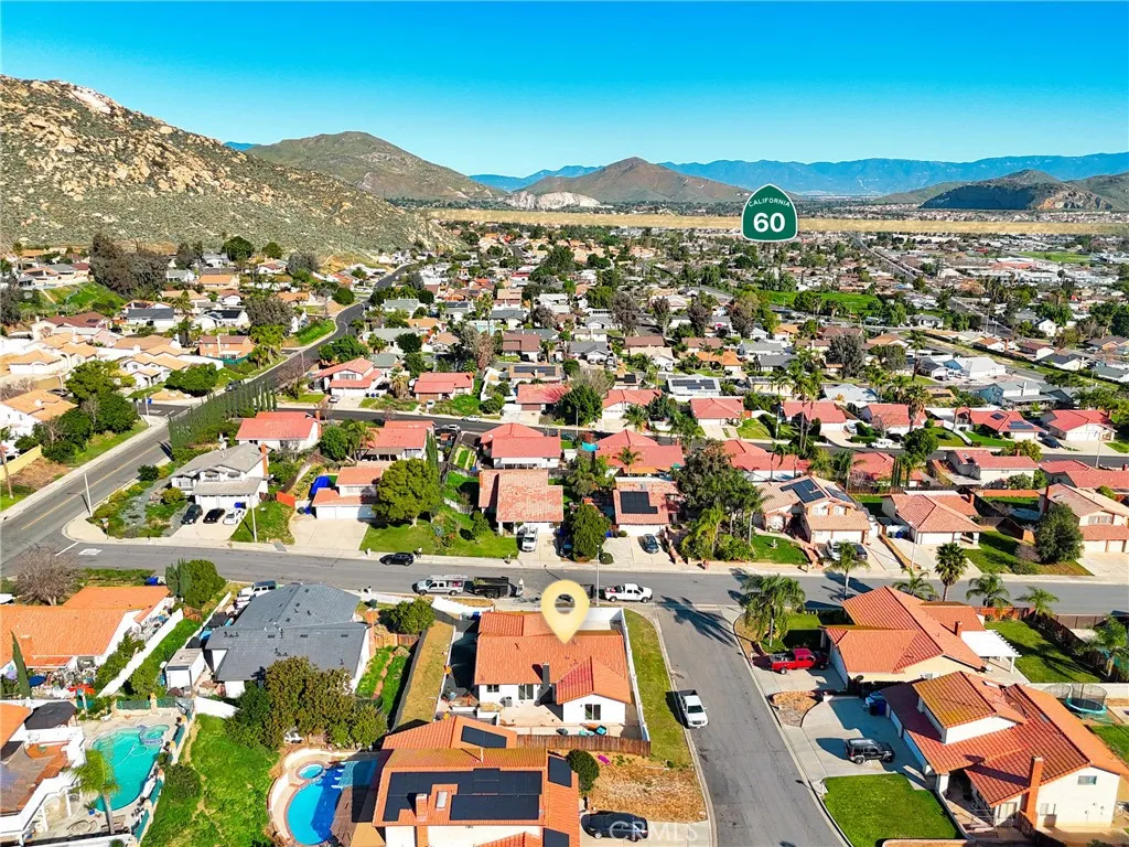 6568 Avenida Mariposa, Jurupa Valley, California 92509 home-pic-61