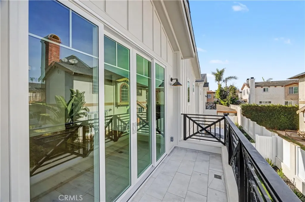 2205 Marshalfield B, Redondo Beach, California 90278 home-pic-27