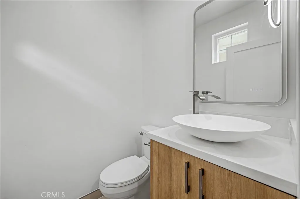 2205 Marshalfield B, Redondo Beach, California 90278 home-pic-23