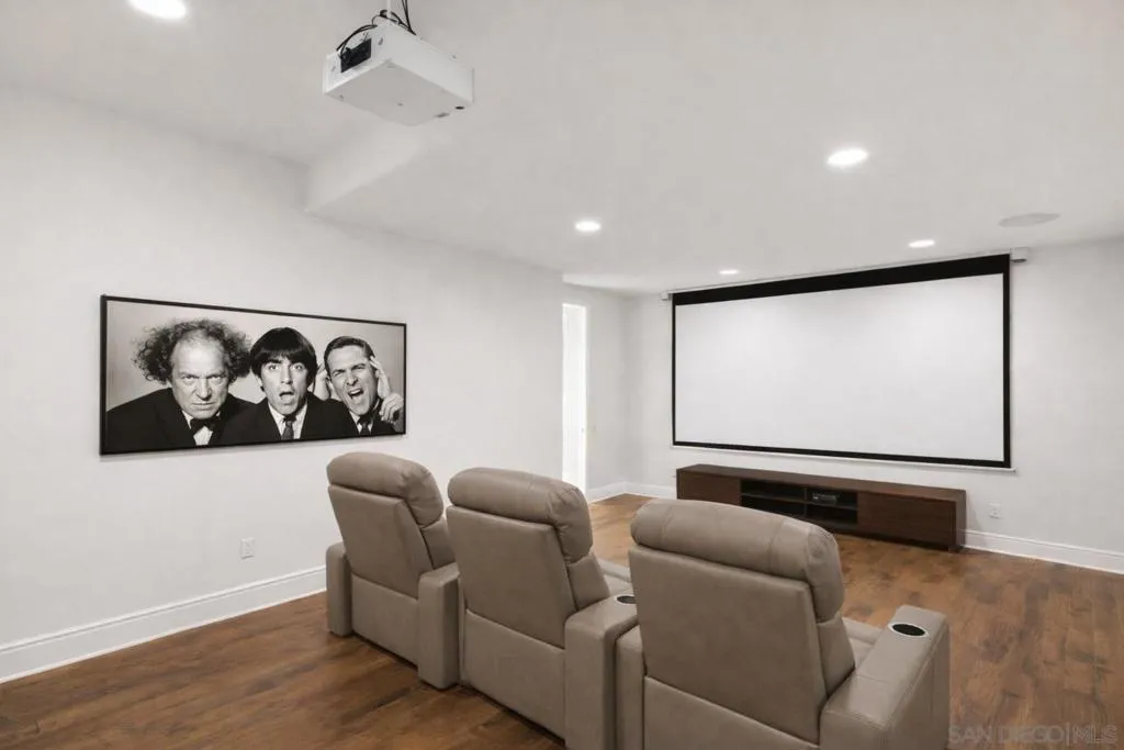 1690 Gascony Rd, Encinitas, California 92024 home-pic-34