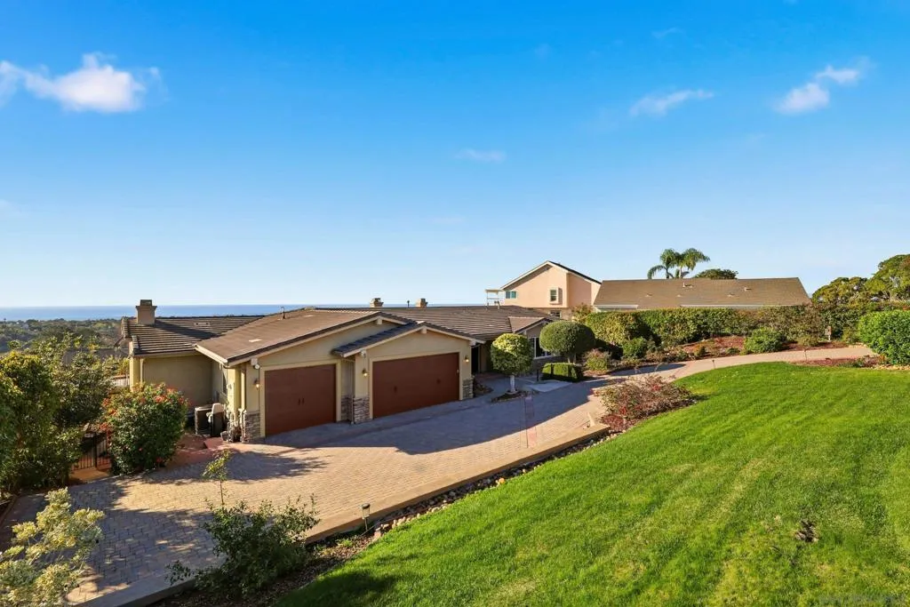 1690 Gascony Rd, Encinitas, California 92024 home-pic-61