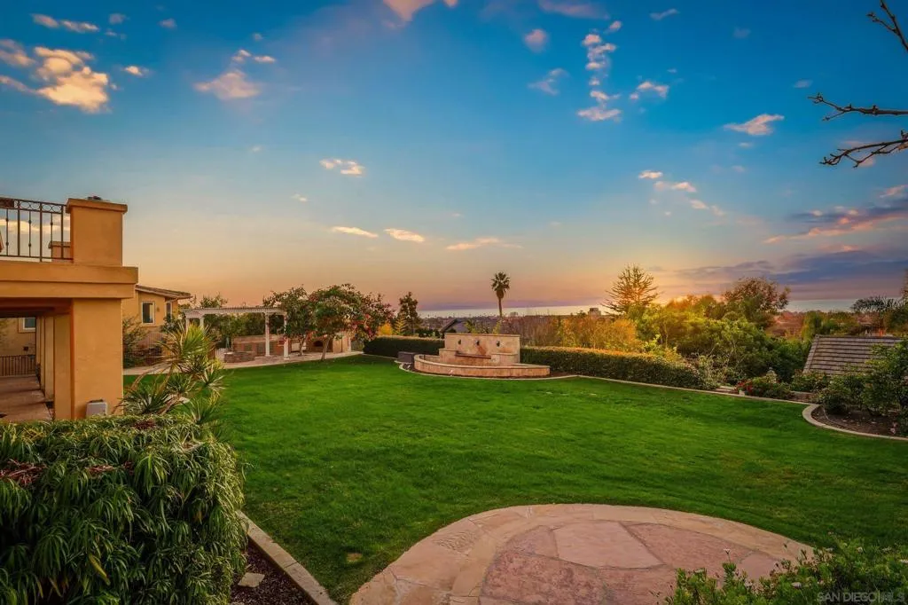 1690 Gascony Rd, Encinitas, California 92024 home-pic-49